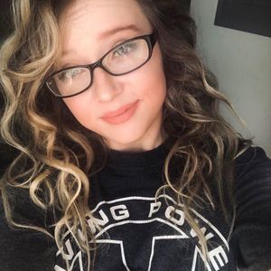 Meet your Posher, Kristina